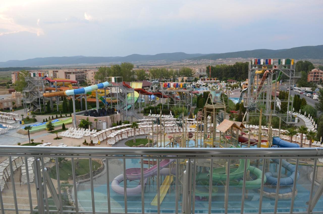 מלון Aqua Nevis & Aqua Park